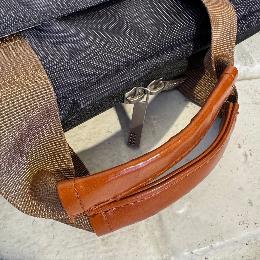 Lacdo 360° Protective Laptop Bag Sleeve Case Gray Brown